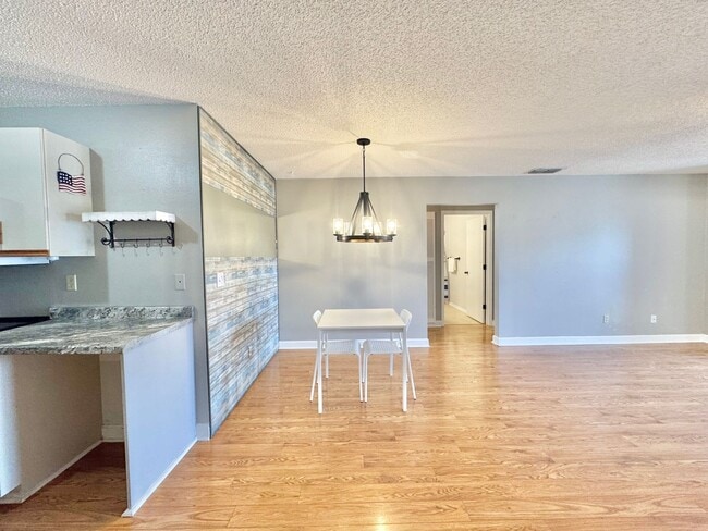 Building Photo - Winter Ridge Condo - Lake Views of Lake Co...