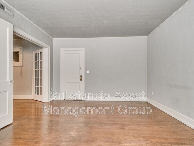 Building Photo - 429 NW 11th St