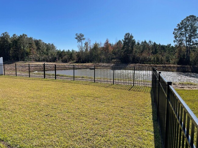 Building Photo - 3 Bedroom 2 Bath Home in Middle Creek Village in Bolivia, NC