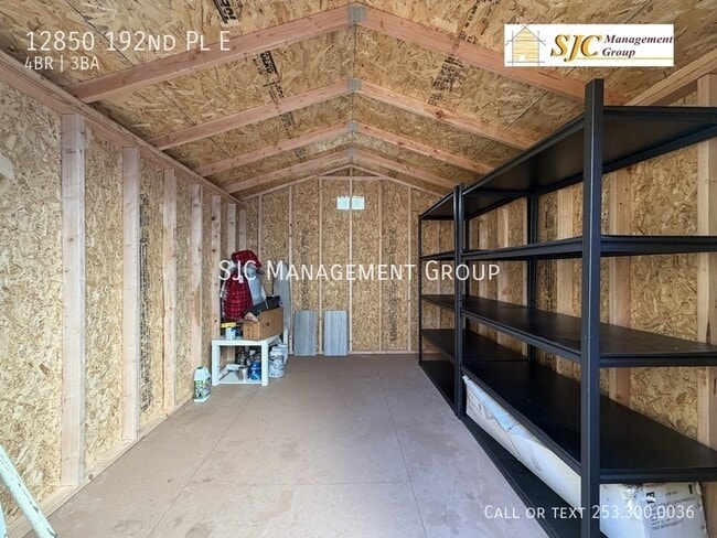 Building Photo - 12850 192nd Pl E