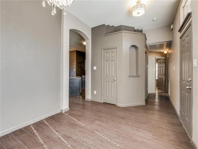 Building Photo - 1521 Broadmoor Dr