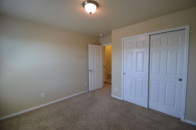 Building Photo - Beautiful Home Near Woodmen & Black Forest