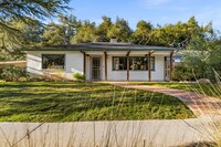 Building Photo - Fully Furnished Artistic Ojai Home