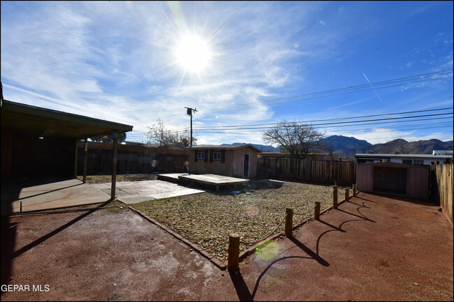 Building Photo - 9143 Matterhorn Dr