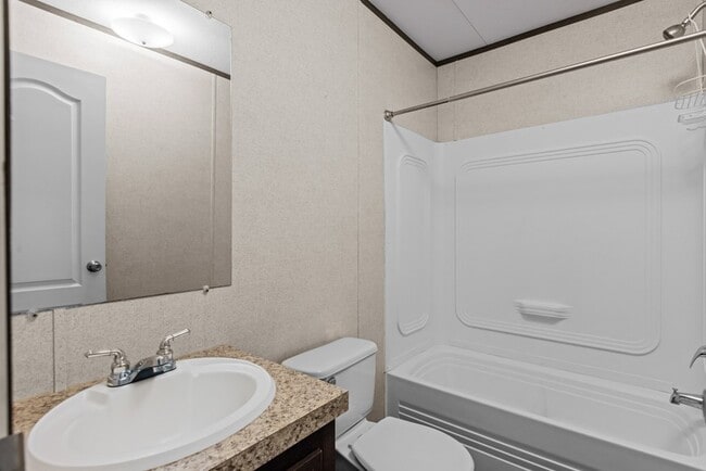 Building Photo - 504 W 55th St