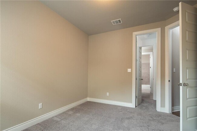 Building Photo - 3817 Gildas Path