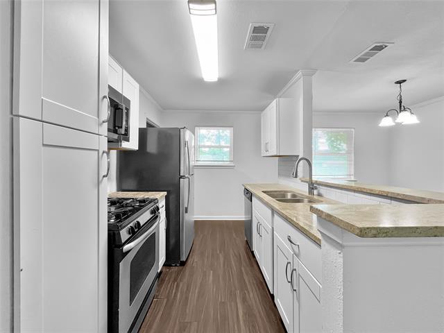 Building Photo - 6724 Maxine Dr