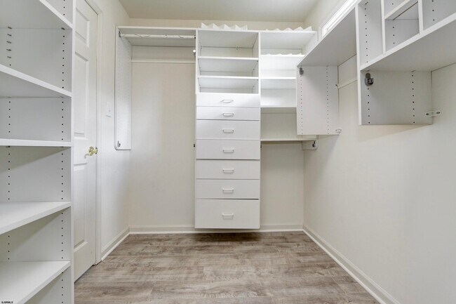 Building Photo - 113 Lighthouse Ln