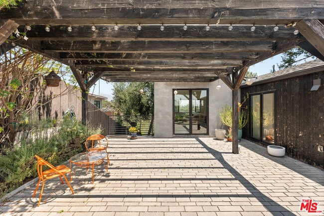 Building Photo - 485 Canyon Vista Dr