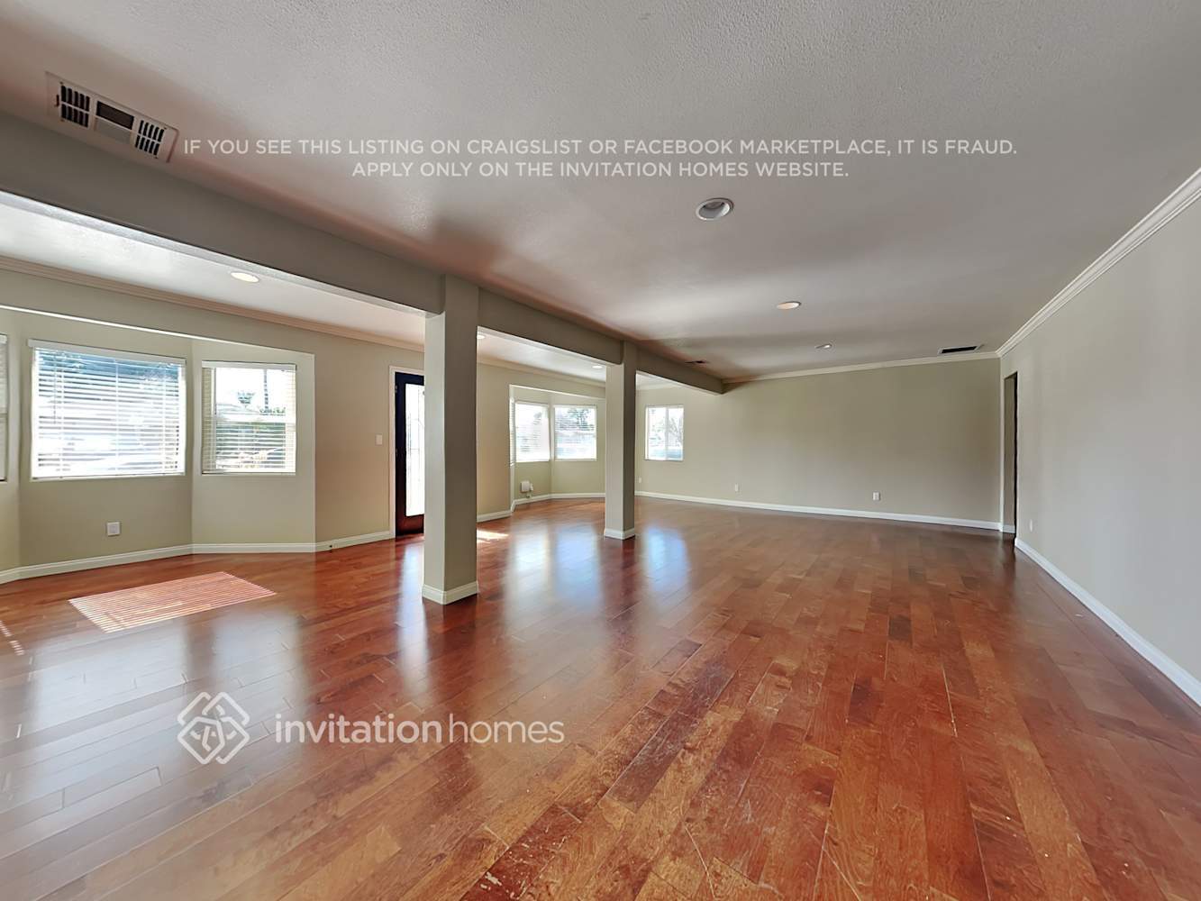 Building Photo - 1241 E Herring Ave