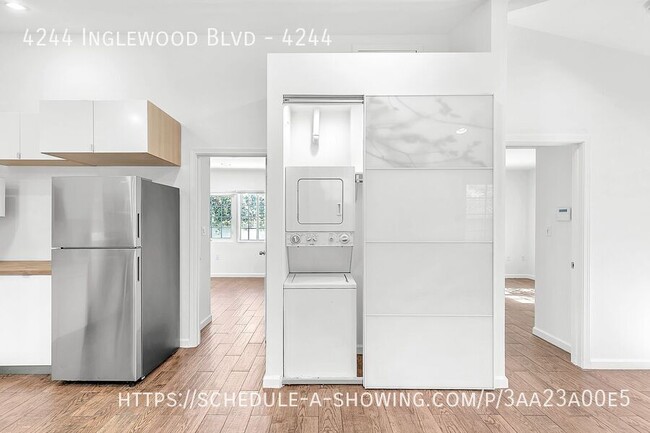 Building Photo - Beautiful remodeled 2 Bedroom + 2 Bath + L...