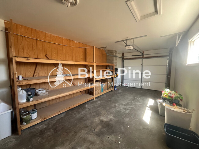 Building Photo - 1652 Austin Ave