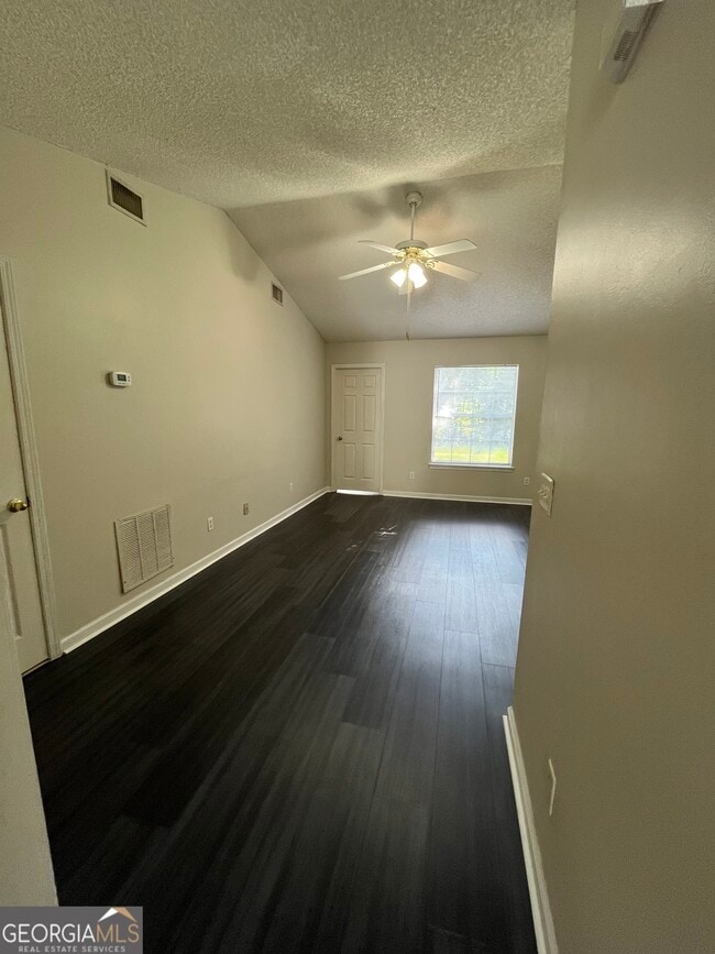 Building Photo - 150 Sapelo Dr