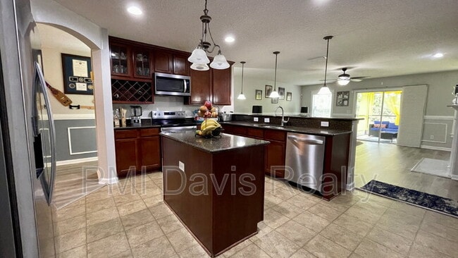 Building Photo - 11814 Lindsey Lake Drive