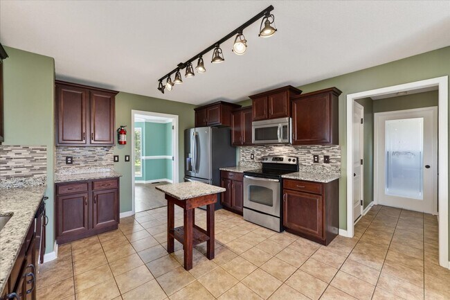 Building Photo - 3739 Tradewinds Terrace