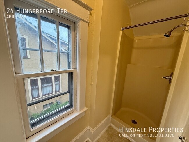 Building Photo - 24 Hungerford Terrace