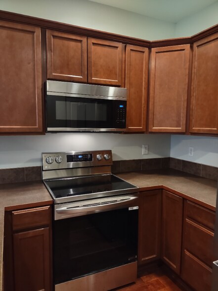 Building Photo - 25818 Arklow Pl NE