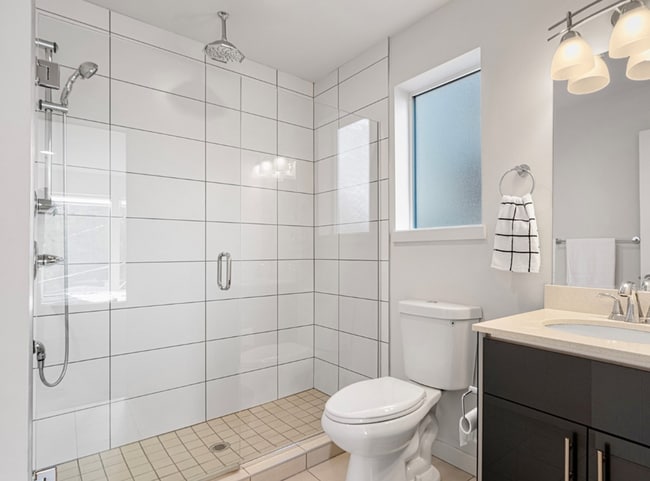 Building Photo - 8853 Stone Ave N