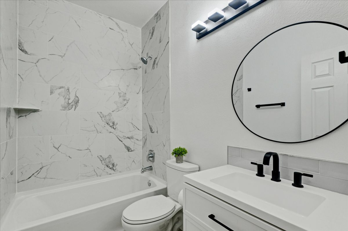 Building Photo - 555 Maine Ave