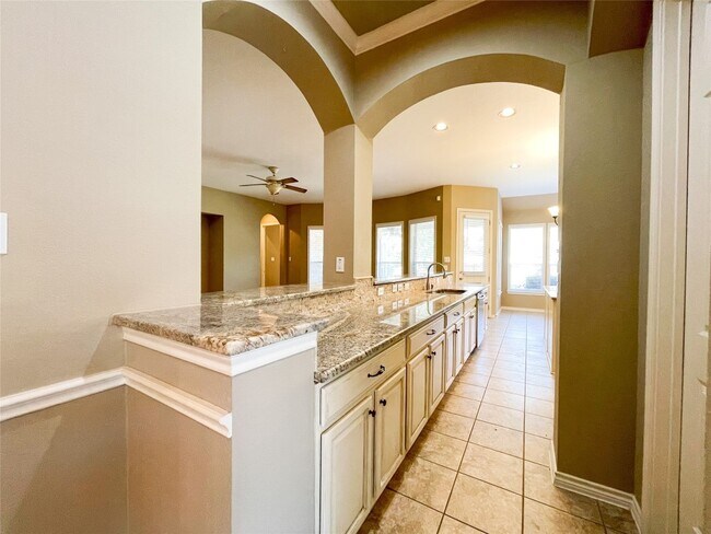 Building Photo - 2605 Tumbling River Dr
