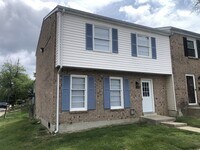 Building Photo - 222 Hedgewood Ct