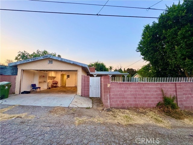 Building Photo - 17256 Rinaldi St