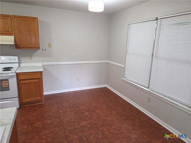 Building Photo - 4706 Hartrick Bluff Rd