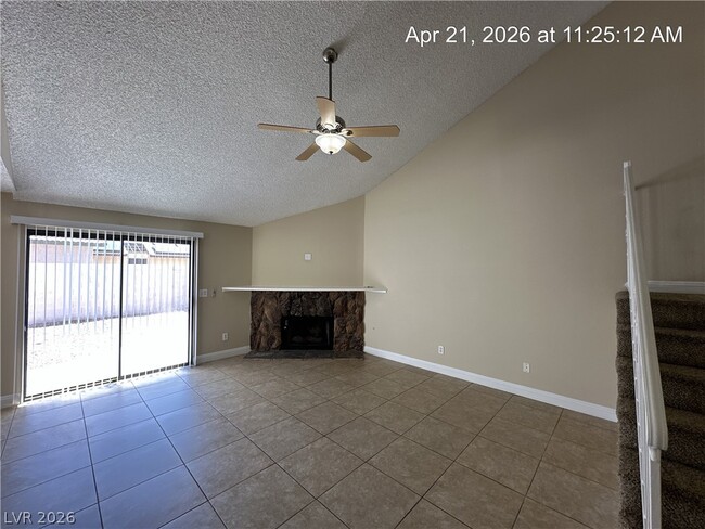 Building Photo - 329 Chastine St