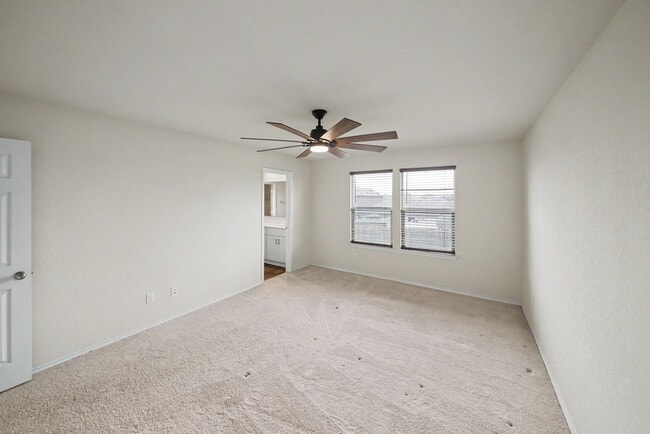 Building Photo - Open-Concept 3BR + Game Room Near Fort Sam & Randolph - Realtor Commission: $500
