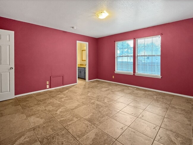 Building Photo - Just Listed – 3BD | 2BA | 2-Car Garage