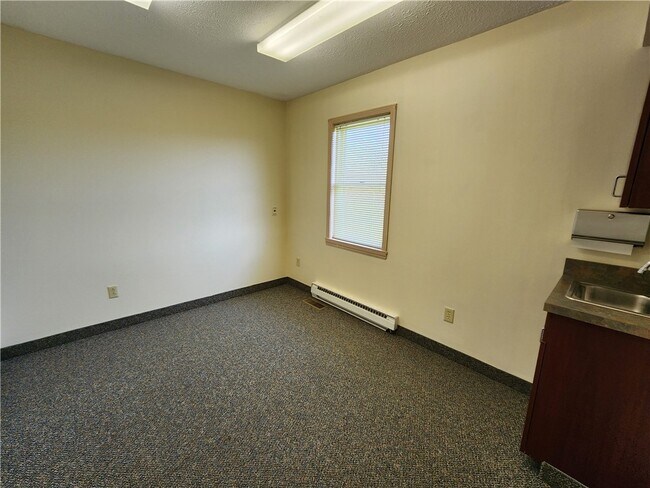 Building Photo - 3142 Mt Morris Geneseo Rd