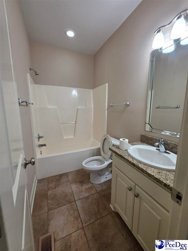 Building Photo - 995 Maggie Way