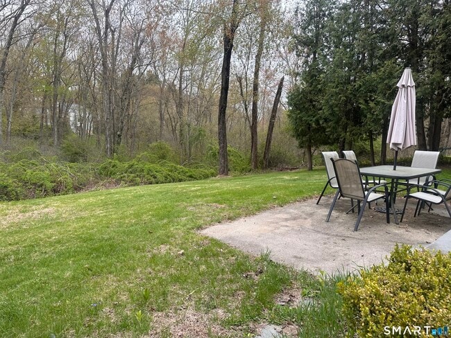 Building Photo - 25 Elephant Rock Rd