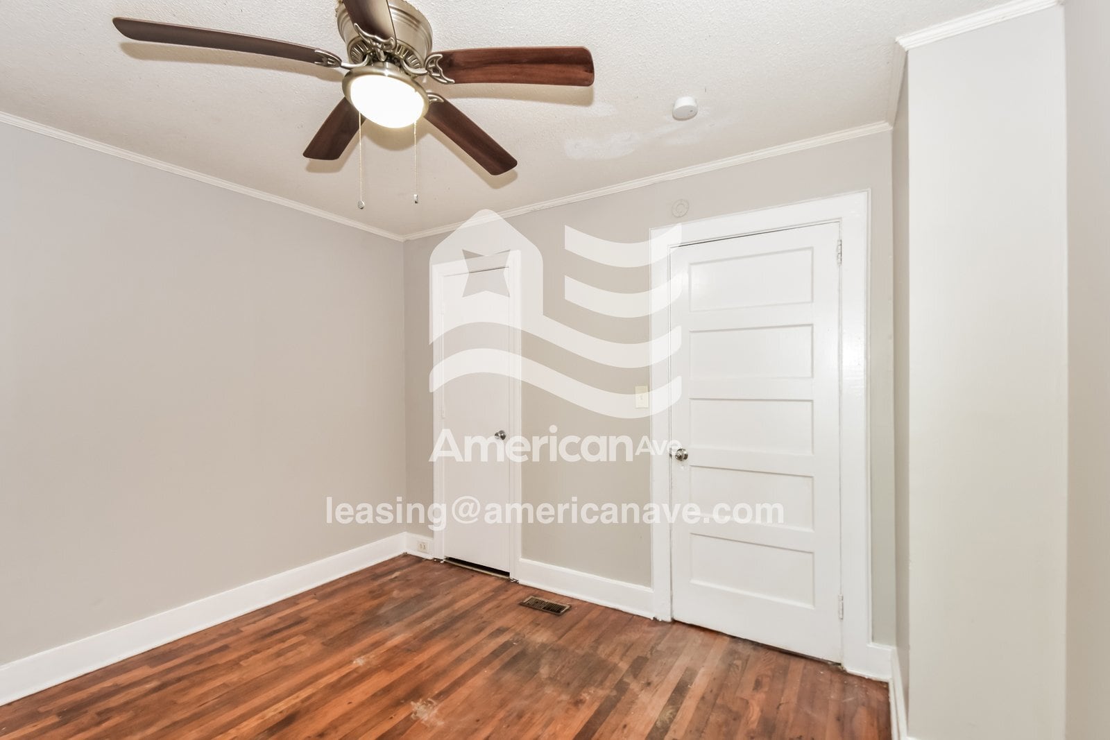 Building Photo - 302 Arbor Dr