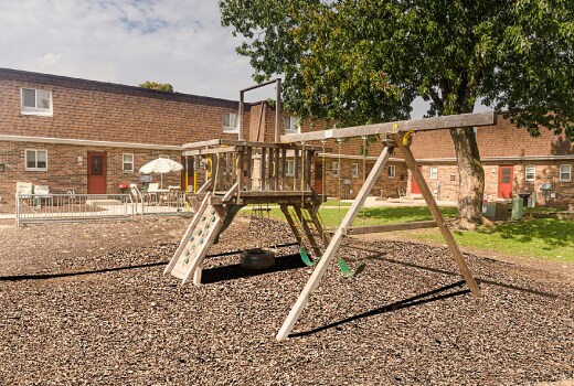 Building Photo - 849 Lois Ct