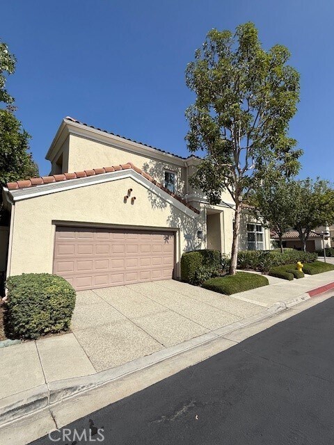 Building Photo - 2657 Plumb Dr