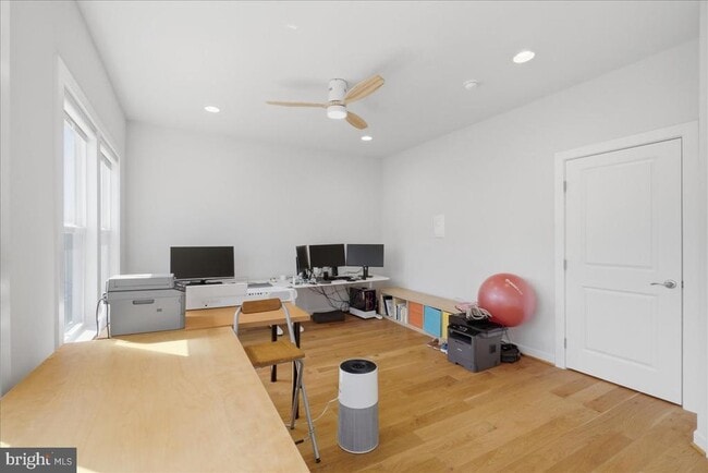 Building Photo - 9228 Wood Violet Ct
