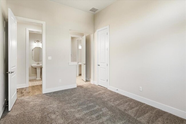 Building Photo - 6101 Antelope Well Ln