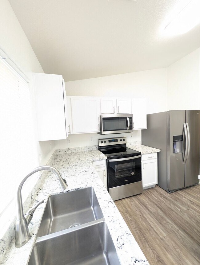 Building Photo - AVAILABLE NOW IN SAN TAN RANCH GILBERT!!!