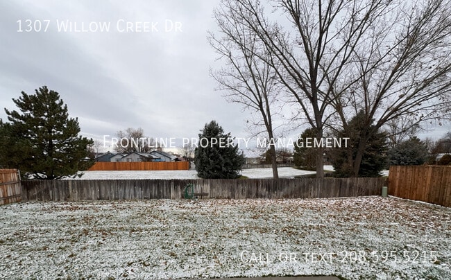 Building Photo - 1307 Willow Creek Dr