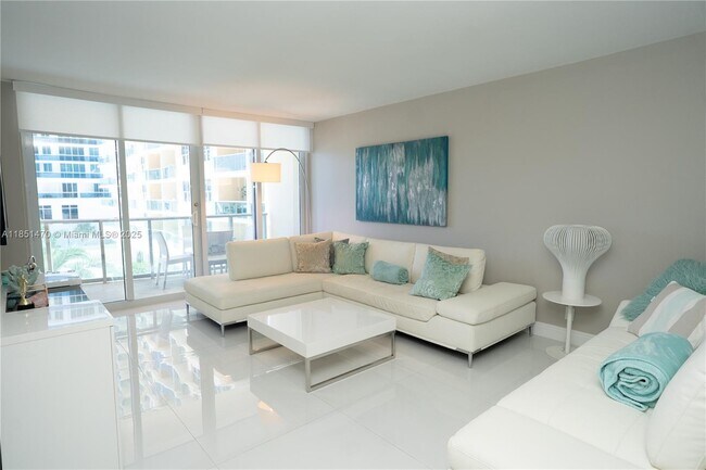 Building Photo - 2501 S Ocean Dr