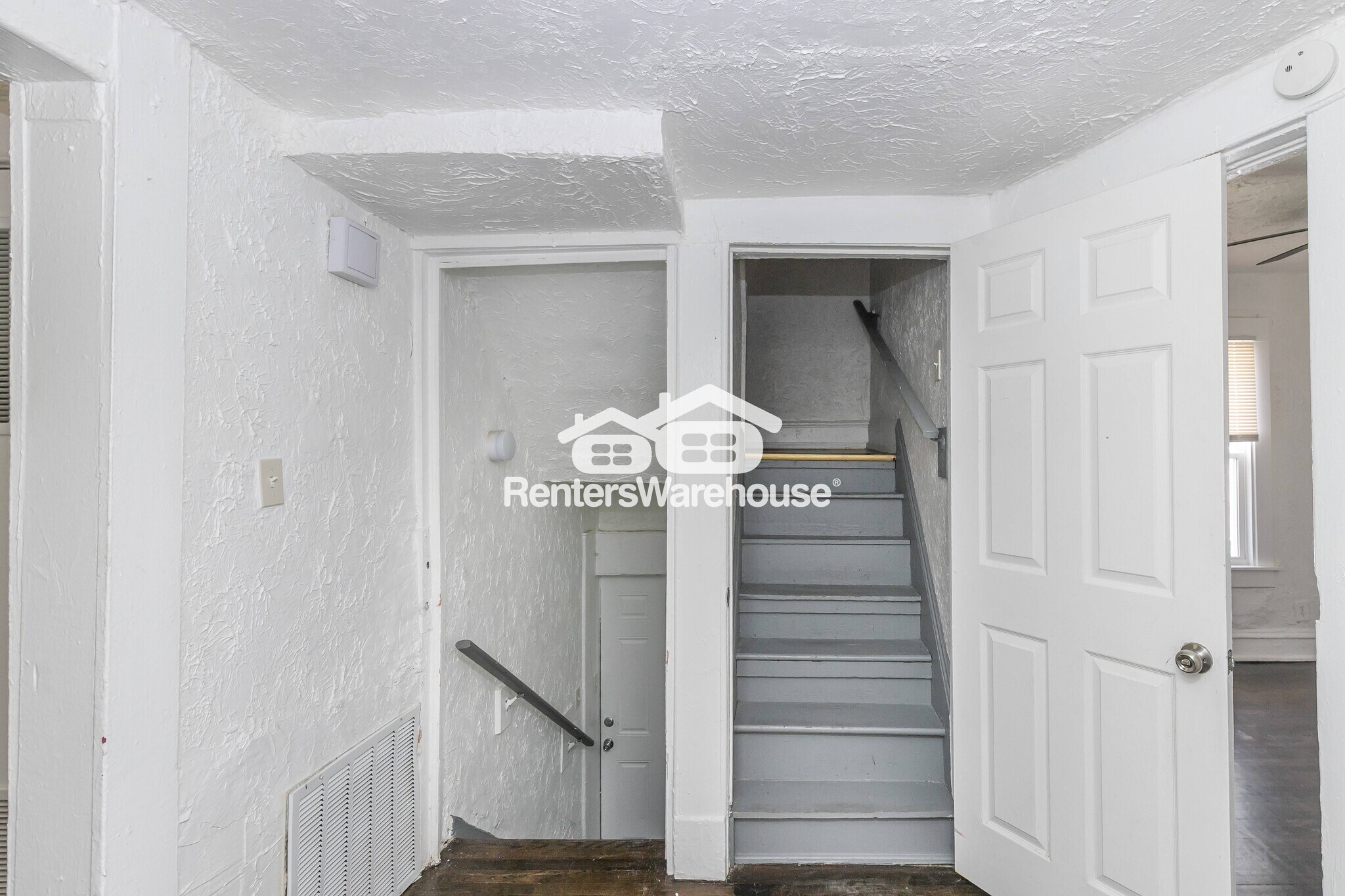 Building Photo - 4137 Virginia Ave