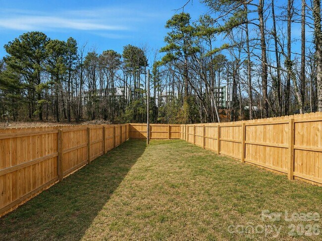 Building Photo - 343 Gray Dr