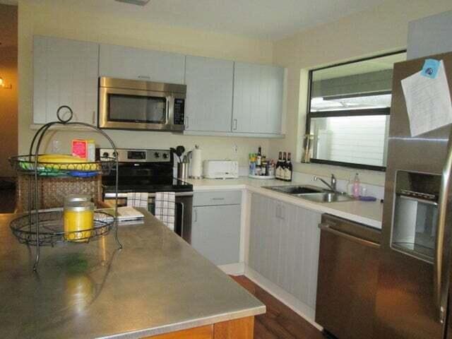 Building Photo - 2575 Bedford Mews Dr