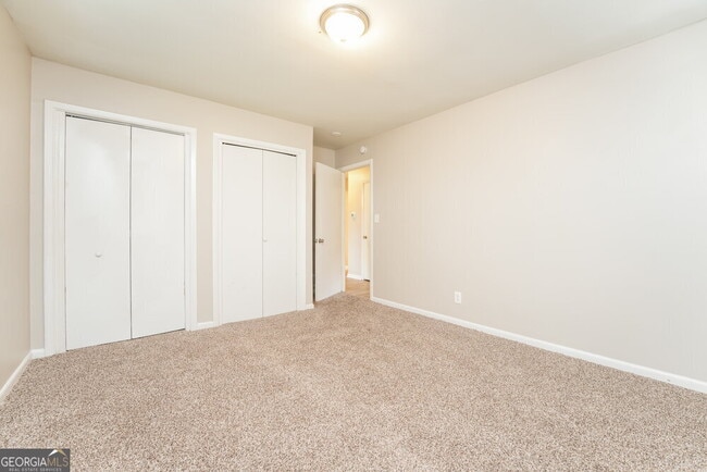 Building Photo - 1228 Weston Dr