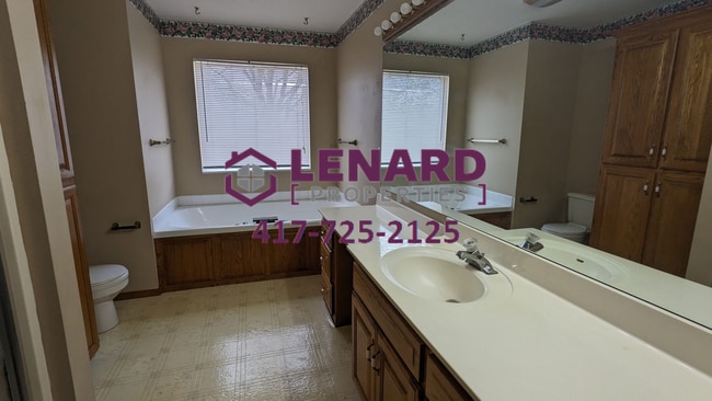 Building Photo - Farm House on 1 Acre of Land for rent!