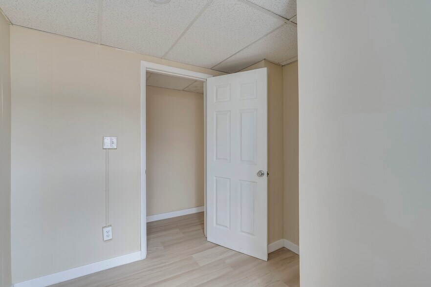 Building Photo - 739 Griffin St