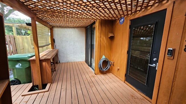 Building Photo - 2948 NW 69th Ct