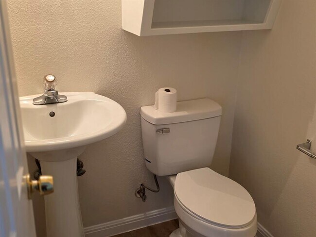 Building Photo - 3308 Elija St