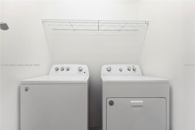 Building Photo - 3374 NW 5th St